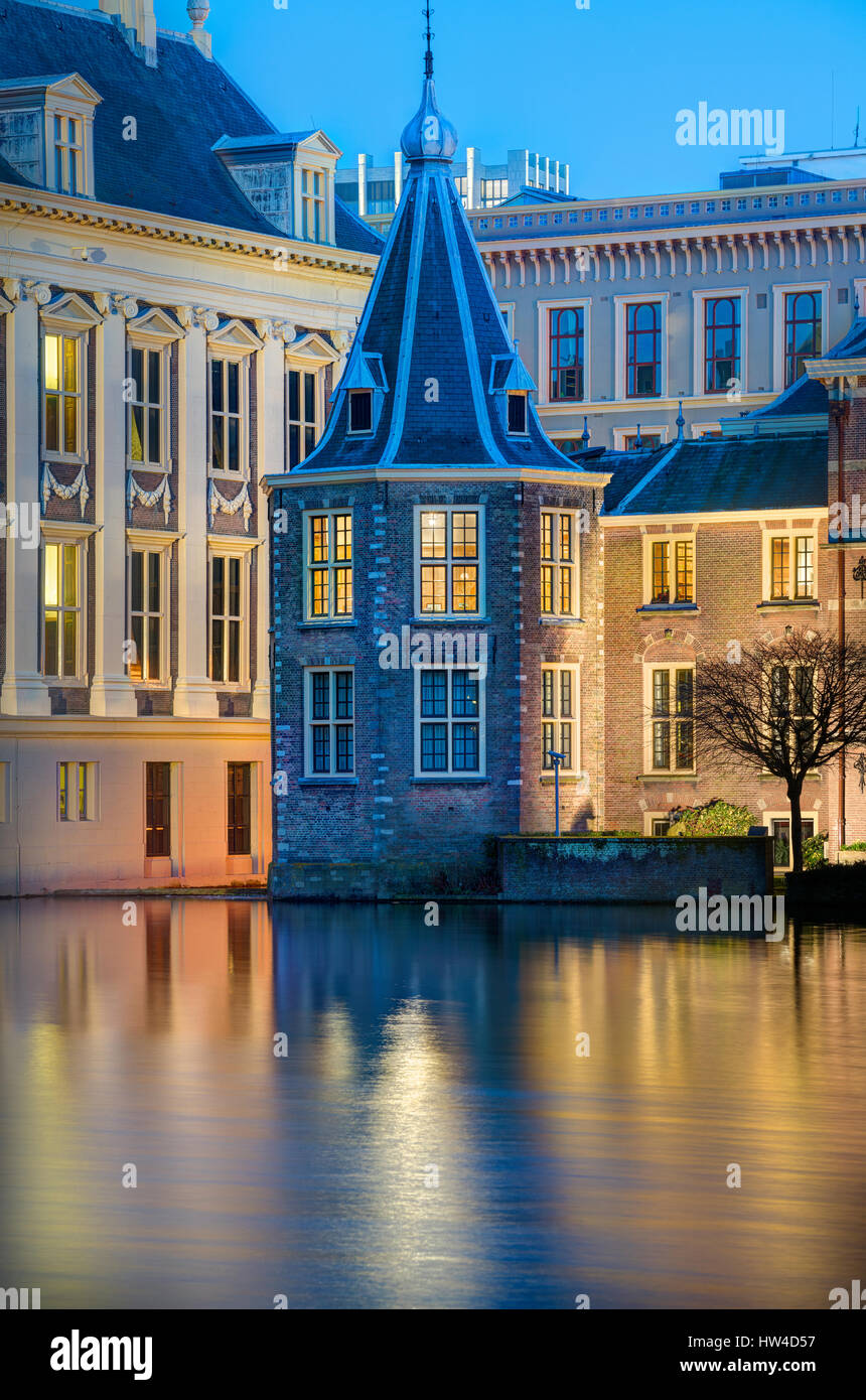 L'Aia Paesi Bassi agli edifici del Parlamento. Het Torentje - La piccola torre - ufficio del Primo Ministro olandese. Foto Stock