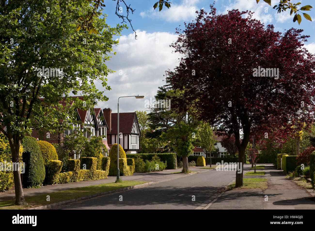 Inter-war case di famiglia in Nottingham, UK, visto dalla strada. Foto Stock