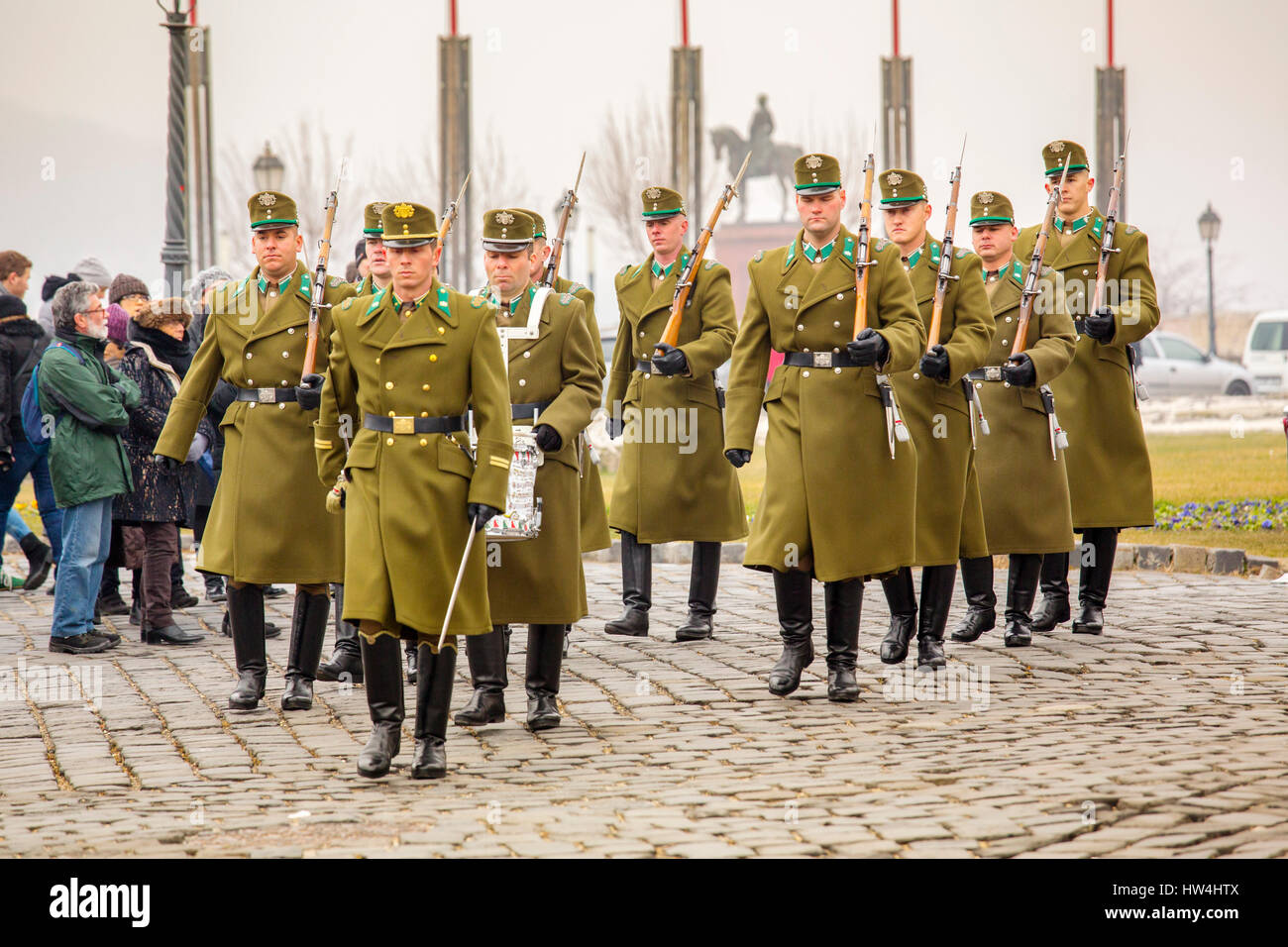 Cambio della Guardia, Palazzo Presidenziale Sandor, Castello di Buda Hill District. Budapest Ungheria, Europa sud-orientale Foto Stock