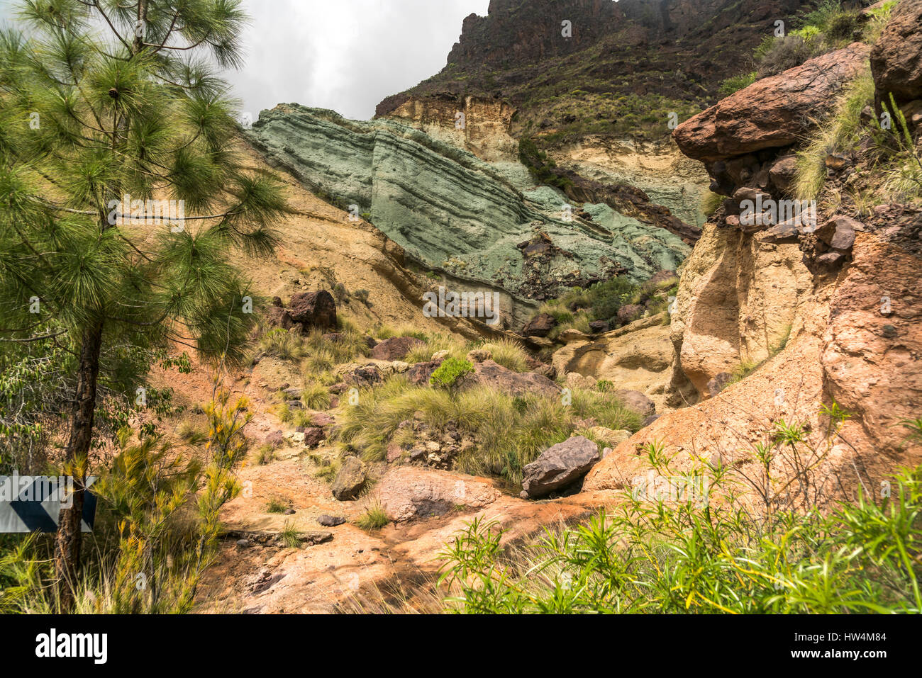 Farbige Felsschichten los Azulejos, Aldea de San Nicolas, Insel Gran Canaria, Kanarische isole, Spanien | colorata rock formazione los Azulejos, La Foto Stock