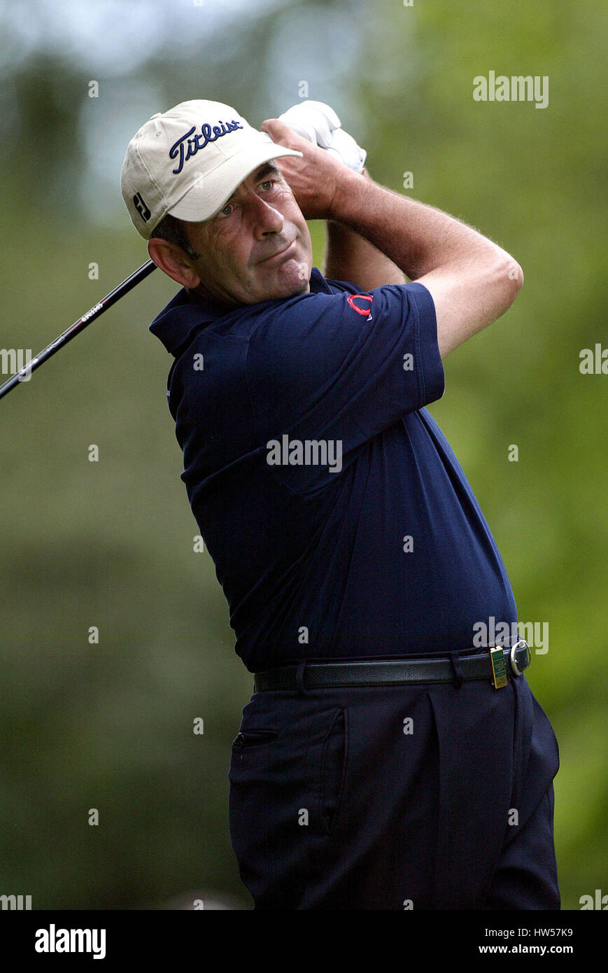 SAM TORRANCE SCOZIA WENTWORTH GOLF CLUB VIRGINIA WATER INGHILTERRA 26 Maggio 2002 Foto Stock