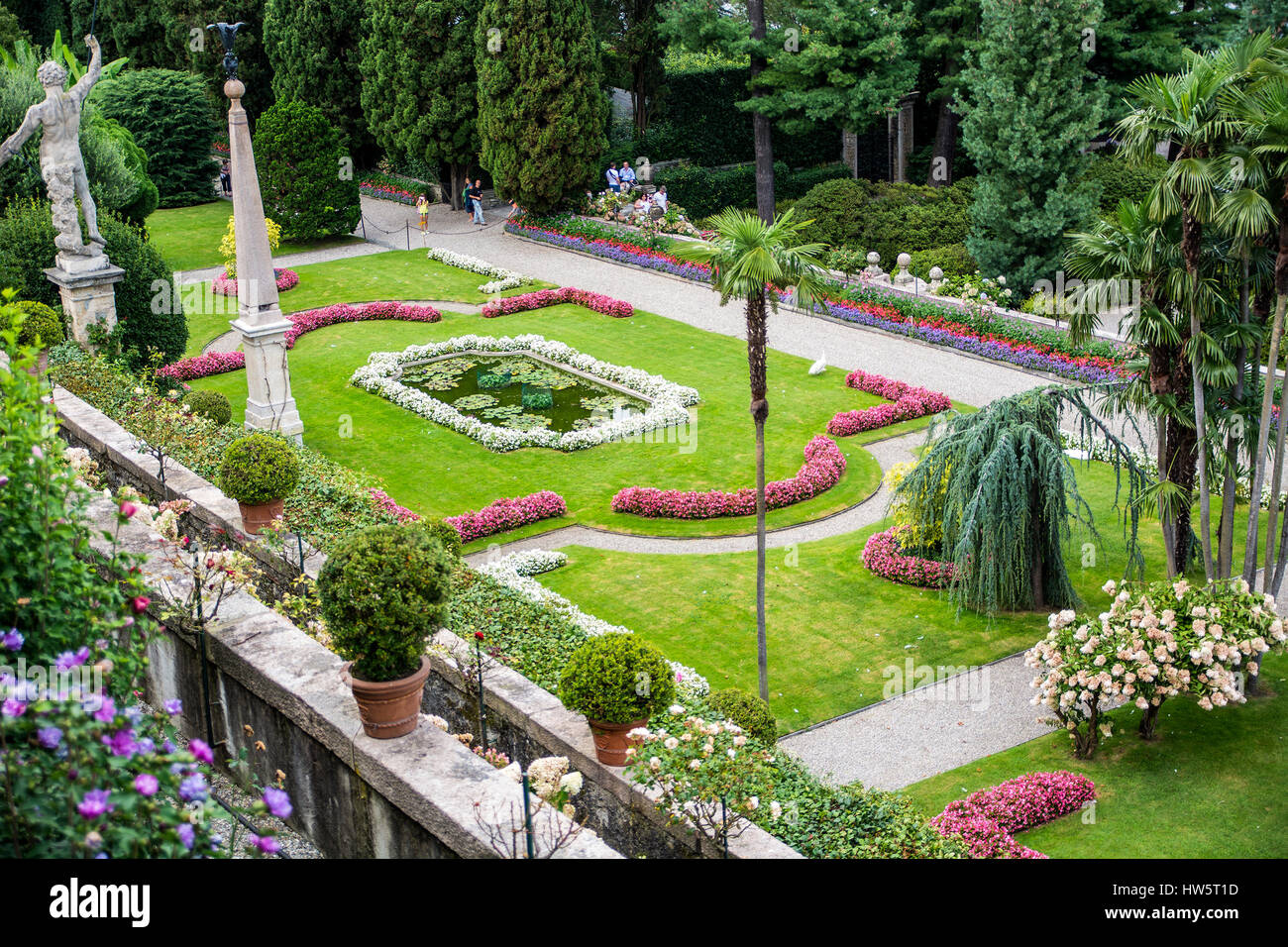 Ornamentali, complesso giardino e la fontana Foto Stock