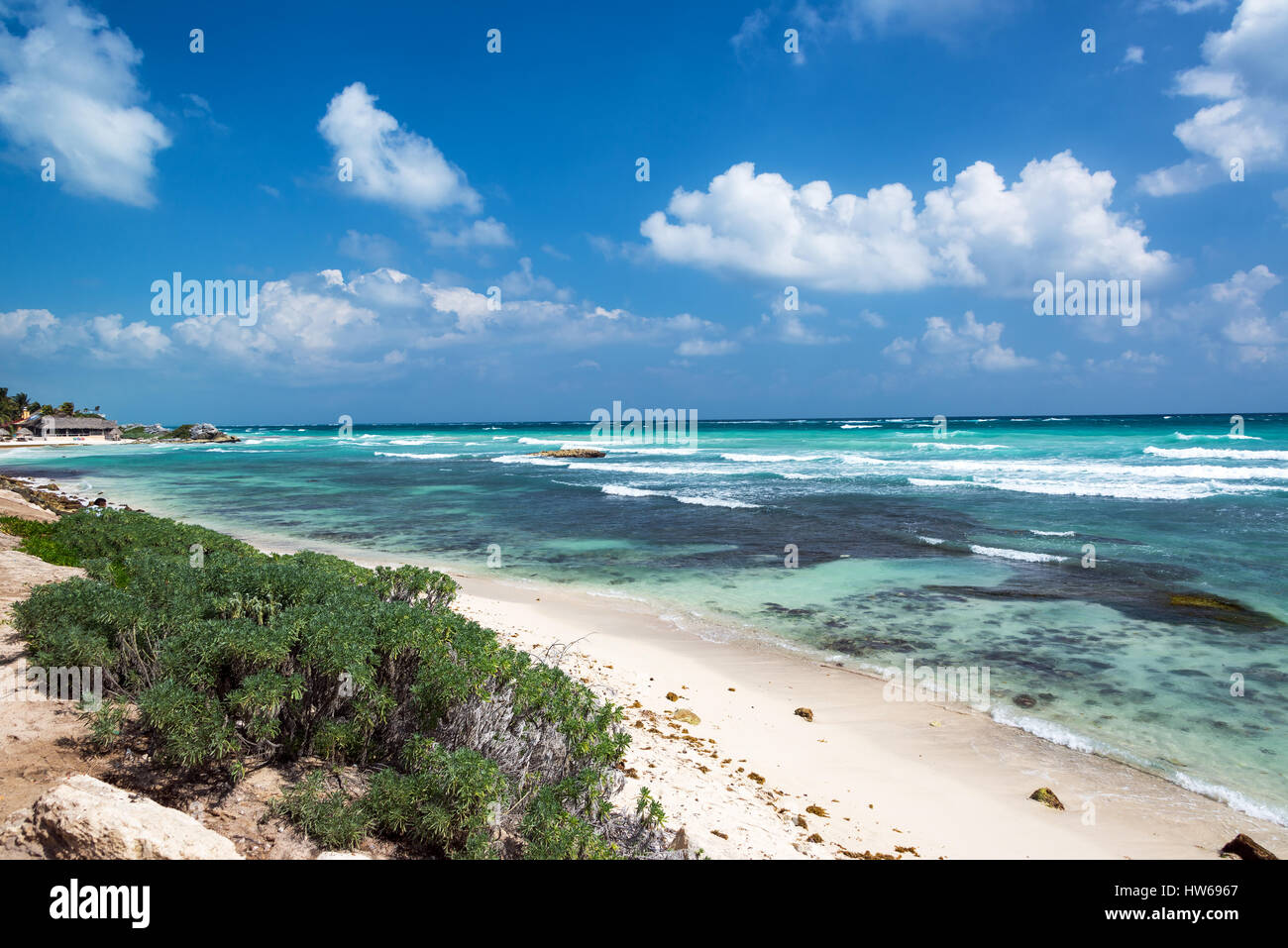 Il mare dei Caraibi e della spiaggia in Riviera Maya Tulum, Messico Foto Stock