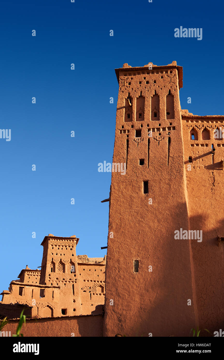 Edifici Adobe del Ksar berbero o villaggio fortificato di Ait Benhaddou, Sous-Massa Dra-Marocco Foto Stock