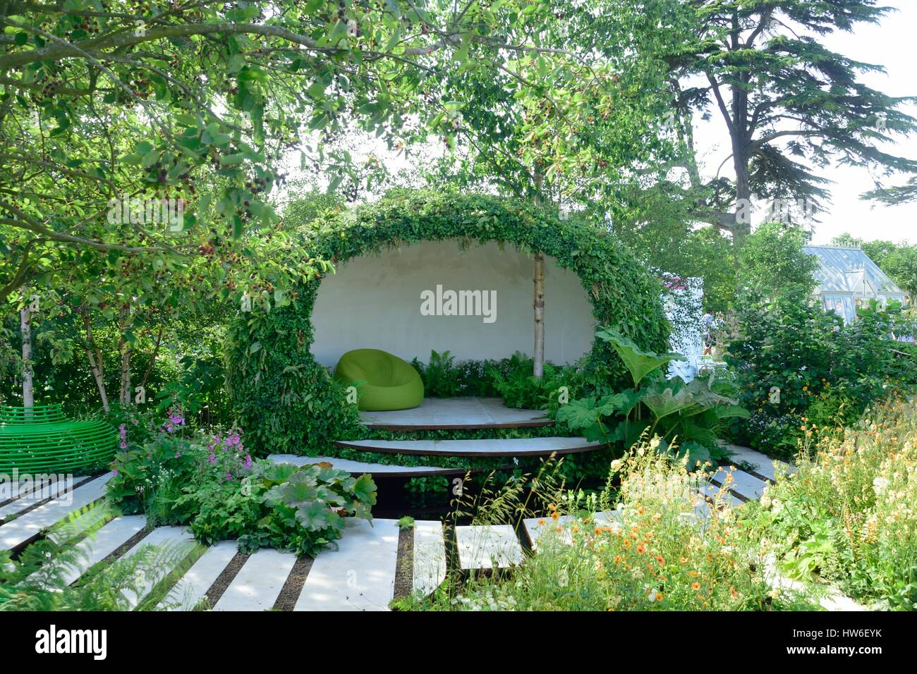 HAMPTON COURT FLOWER SHOW LONDRA 25 GIUGNO 2015: Fantasy Summer house Foto Stock