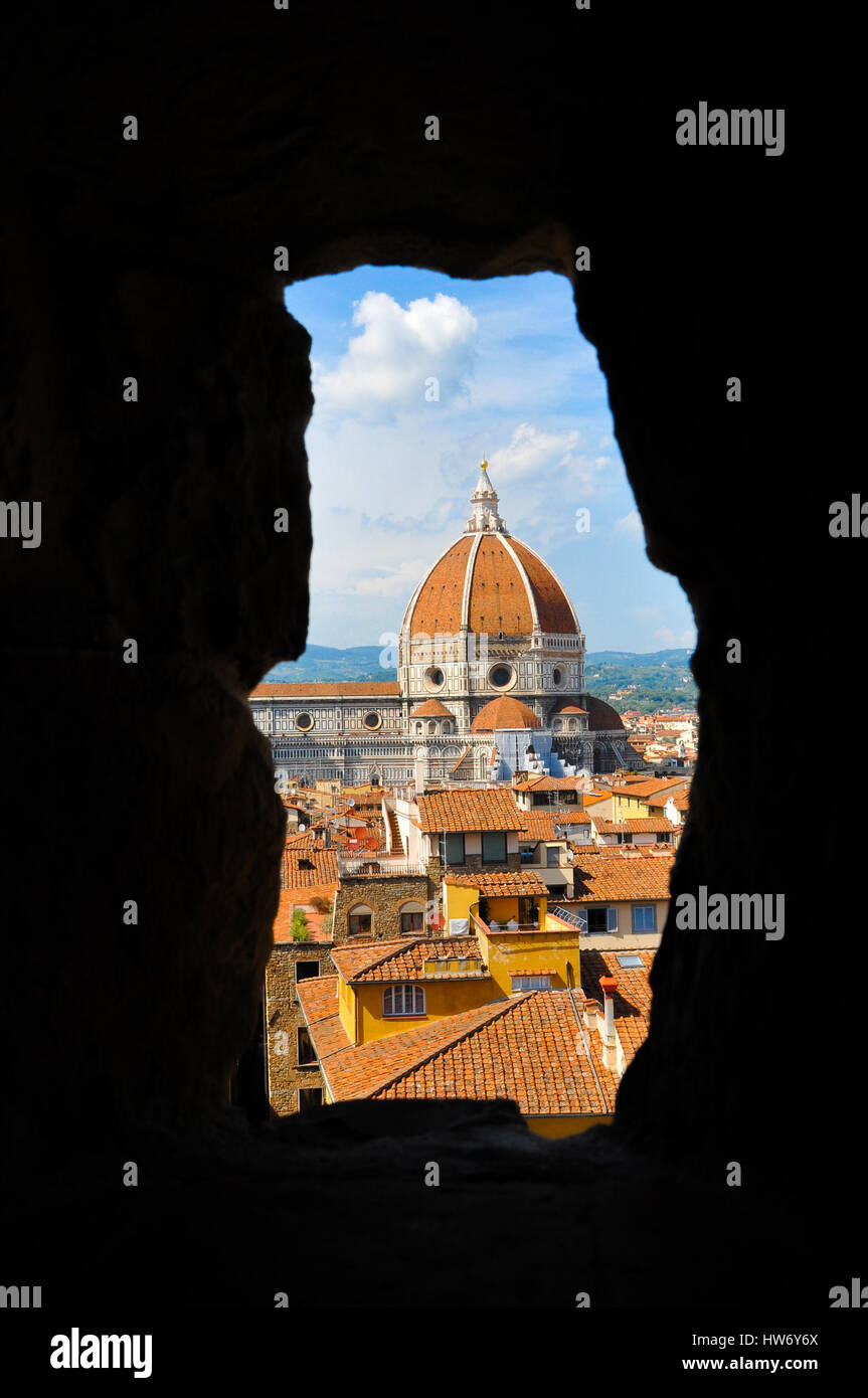 Vista astratta della cupola di Santa Maria del Fiore cattedrale di Firenze, Italia Foto Stock