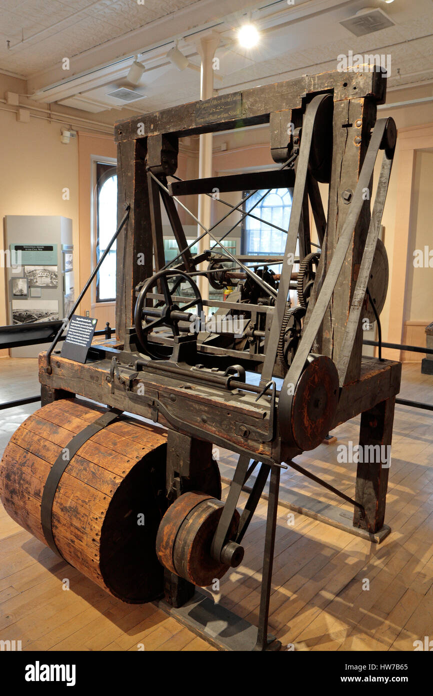 L'ultimo originale Blanchard tornio (duplicazione tornio) sul display in Springfield Armory National Historic Site, Springfield, MA, Stati Uniti. Foto Stock