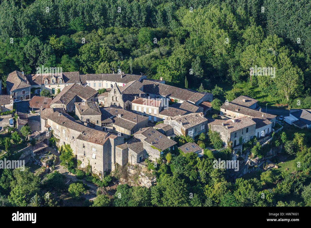 Francia, Gironde, Castelmoron d'Albret, il più piccolo comune francese (vista aerea) Foto Stock