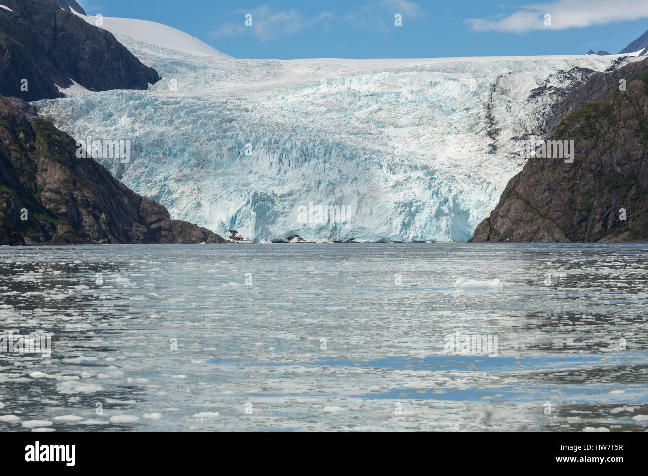 Holgate Glacier e appariscenti di ghiaccio nel Parco nazionale di Kenai Fjords, Alaska. Foto Stock