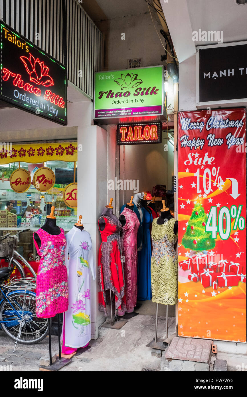 Abito in seta shop, Ho Chi Minh City, Vietnam Foto Stock