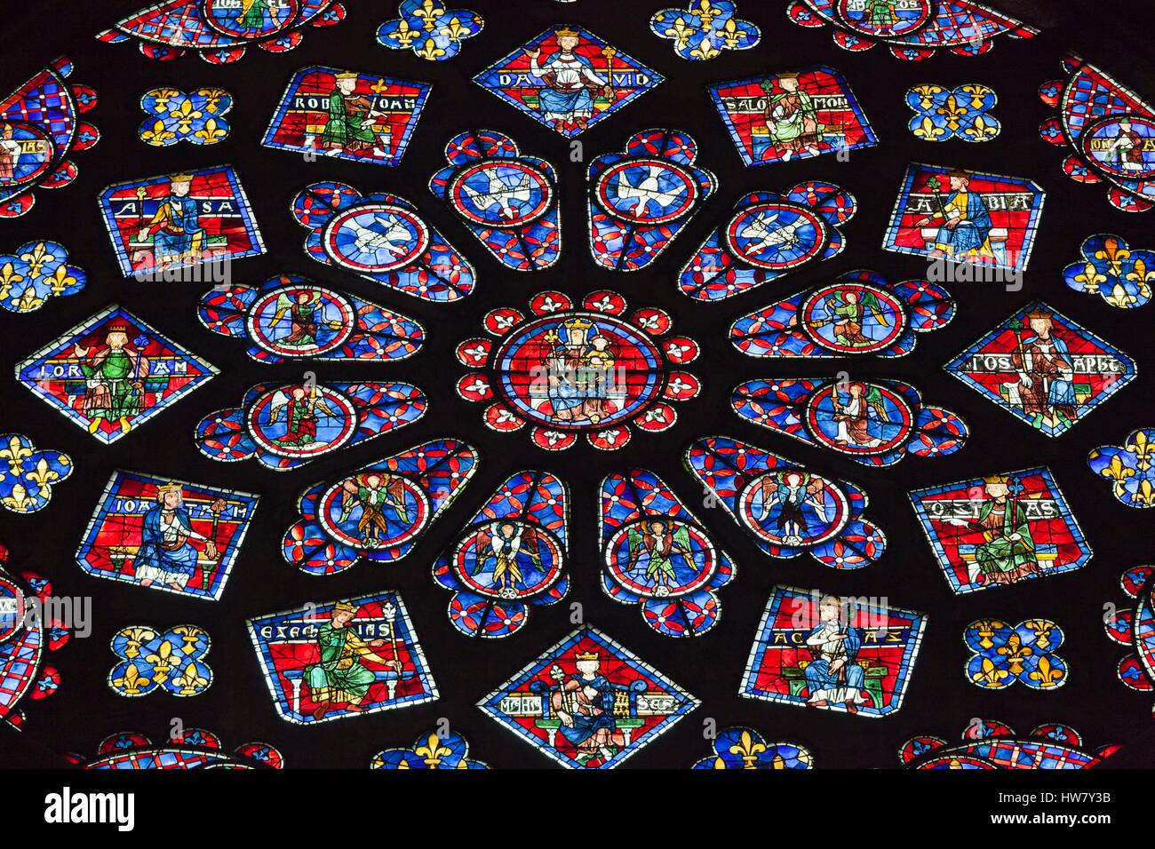 Francia, Eure et Loir, Chartres, la cattedrale di Chartres, vetrate colorate Foto Stock