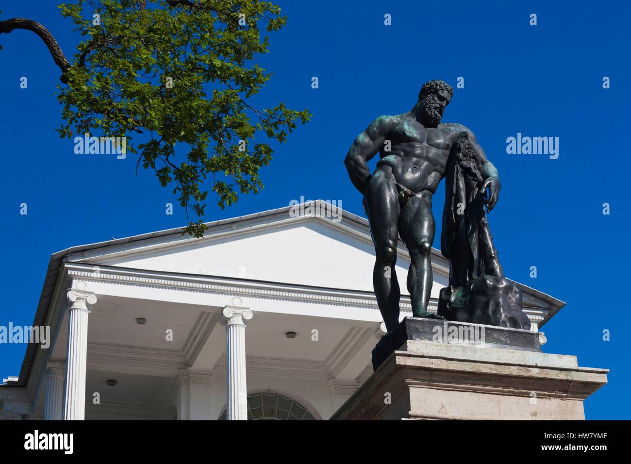 La Russia, San Pietroburgo, Pushkin-Tsarskoye Selo, palazzo motivi statua Foto Stock