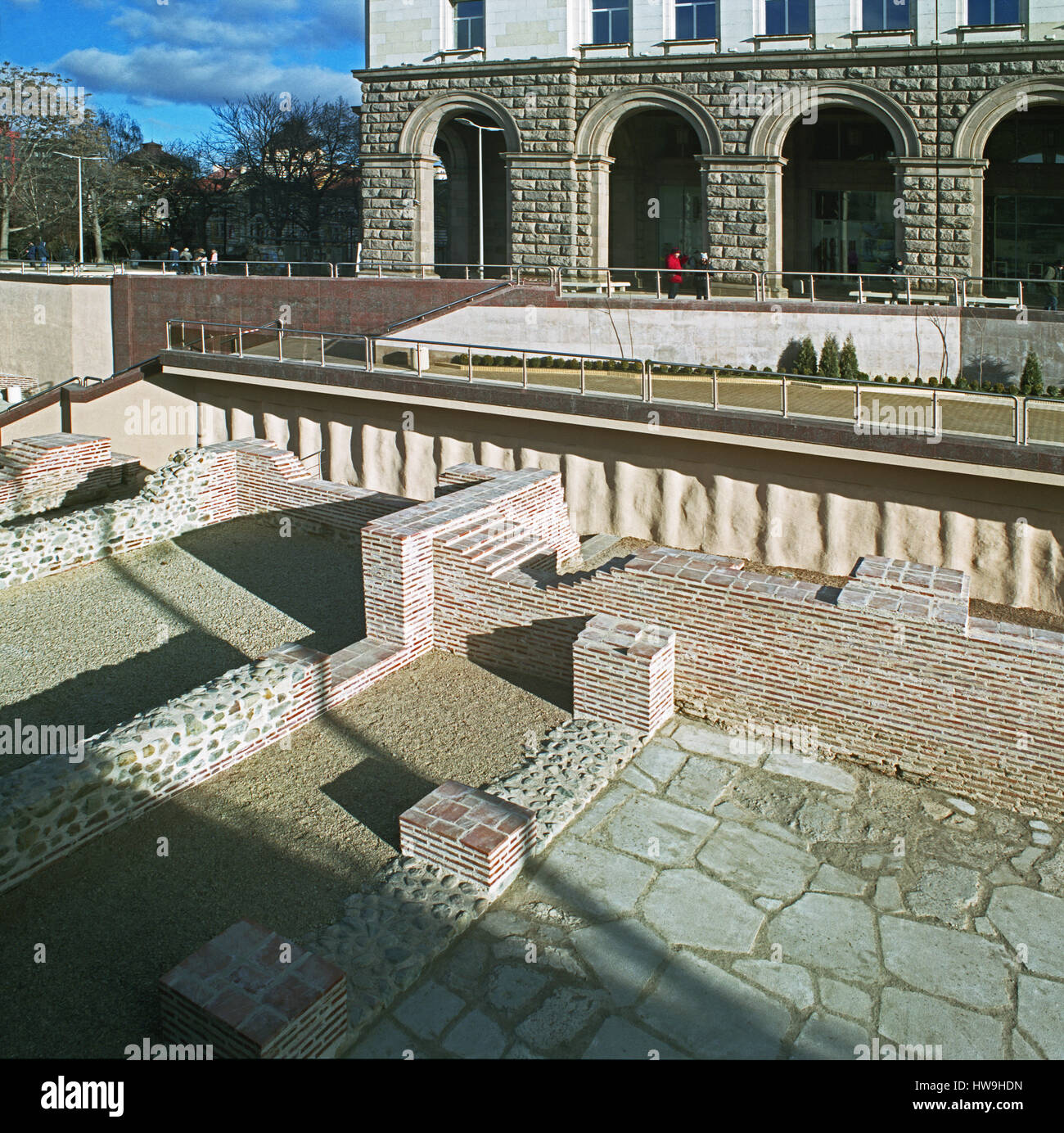 Complesso archeologico di Serdica, Sofia, Bulgaria, considerato l'ultima attrazione turistica, i resti della Sofia romana sono esposti al pubblico. Foto Stock