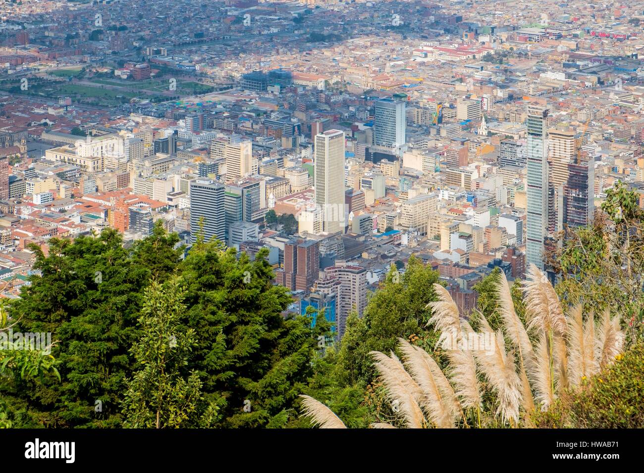 La Colombia, Cundinamarca dipartimento, Bogotà, vista generale della città da Mount Monserrate (3152 m) Foto Stock