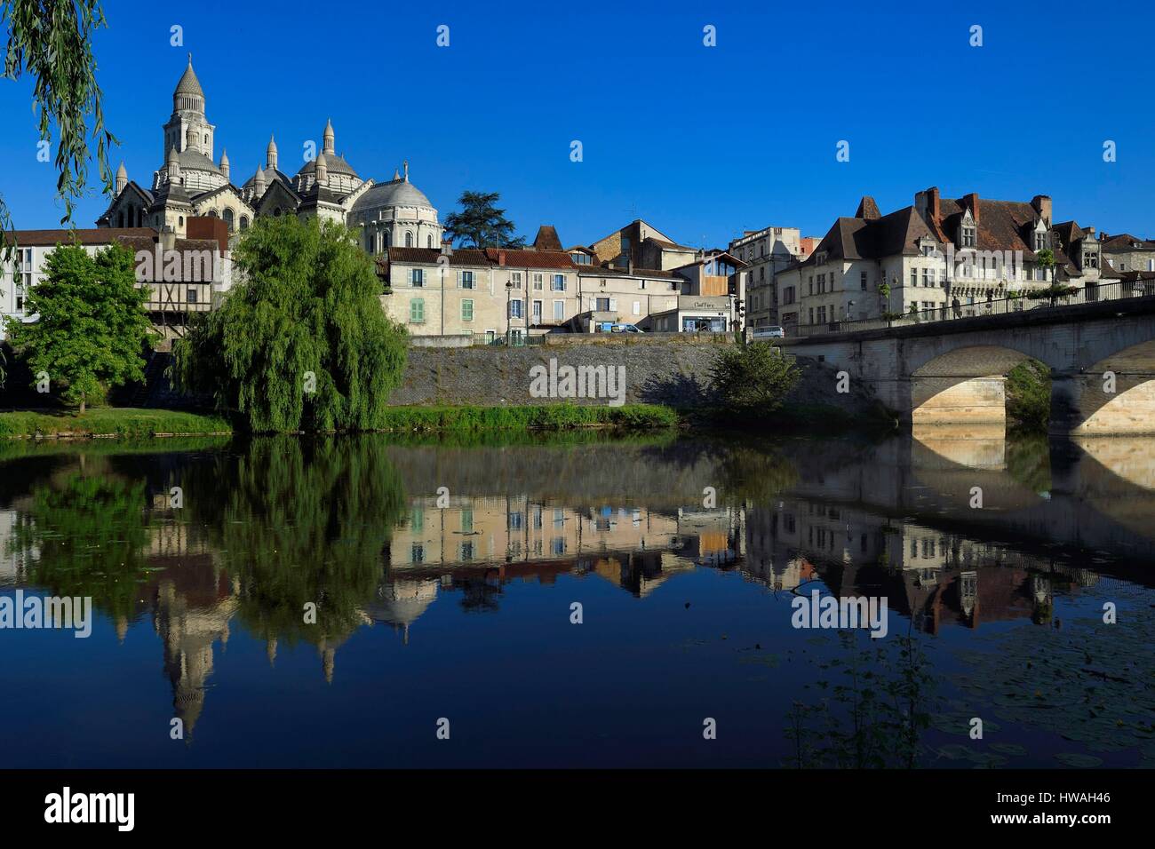 Francia - Dordogne, Bianco Perigord, Perigueux, San Front cattedrale, fermo sulla rotta di Santiago de Compostela elencati come patrimonio mondiale dall UNESCO, il ba Foto Stock