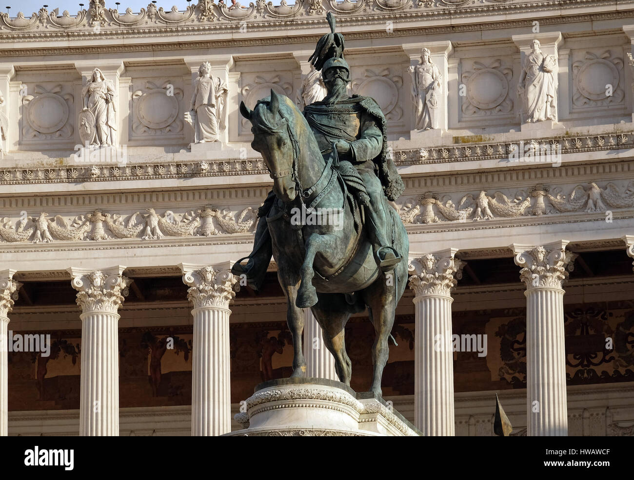 Scultura equestre di Vittorio Emanuele II, Altare della Patria, Piazza Venezia, Roma, Italia il 01 settembre 2016. Foto Stock