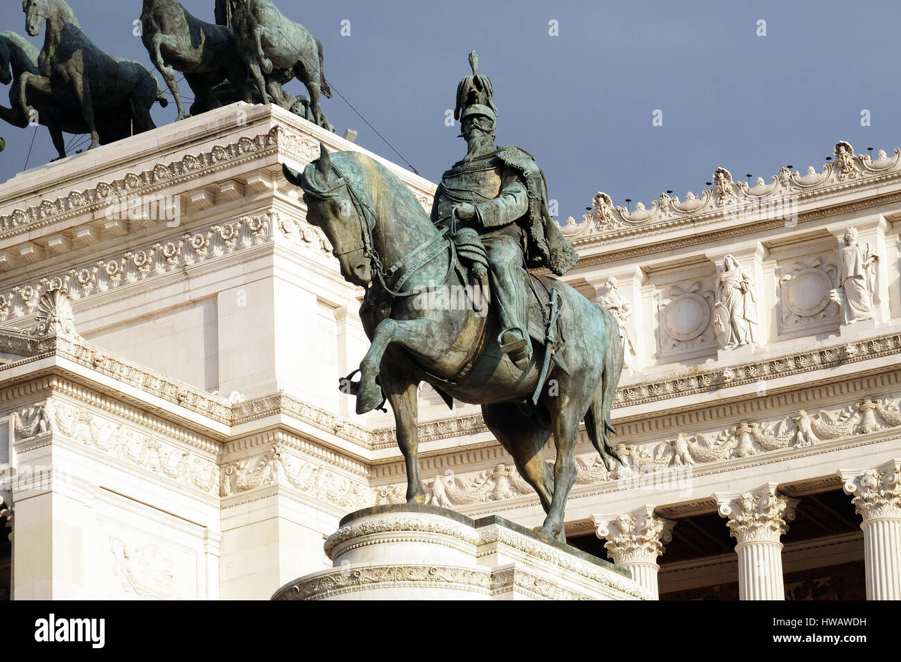 Scultura equestre di Vittorio Emanuele II, Altare della Patria, Piazza Venezia, Roma, Italia il 01 settembre 2016. Foto Stock