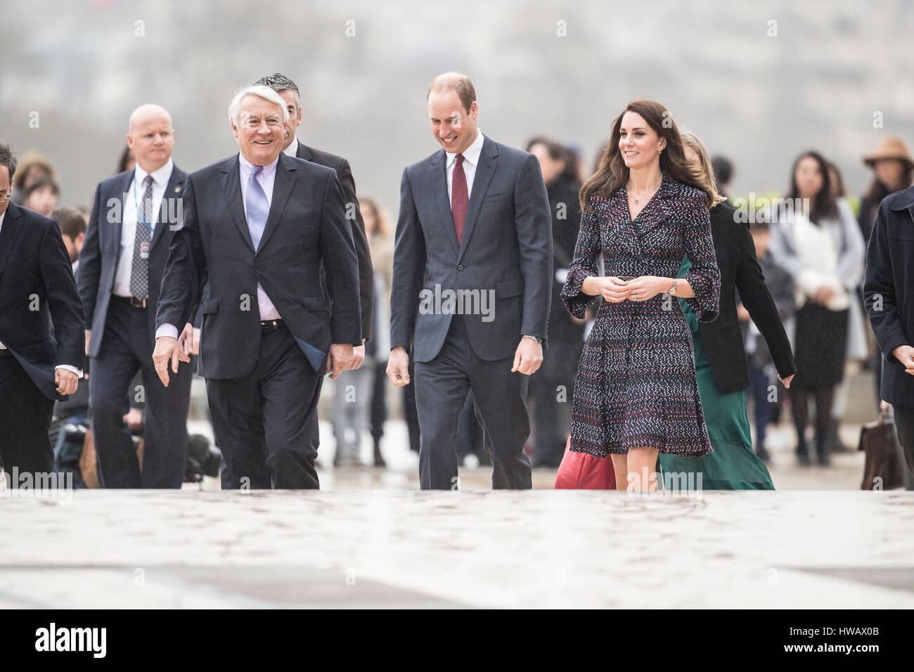 Il 18 marzo 2017 Parice Francia Gran Bretagna il principe William Duca di Cambridge, accompagnato da Catherine,la Duchessa di Cambridge, in occasione della loro visita a Parigi nel marzo 2017. Foto Stock