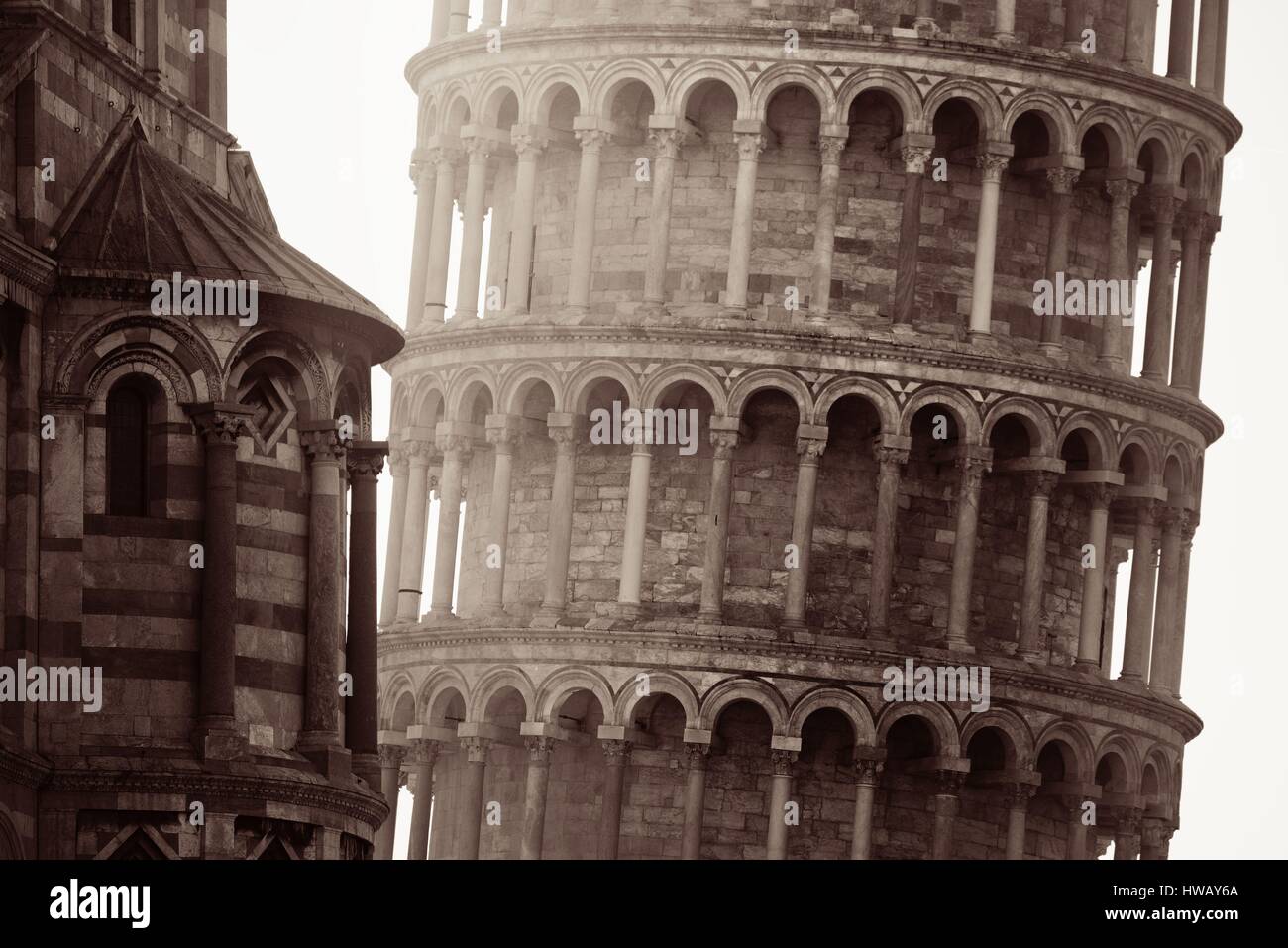 Torre pendente closeup vista in Pisa, in Italia come in tutto il mondo un punto di riferimento noto. Foto Stock
