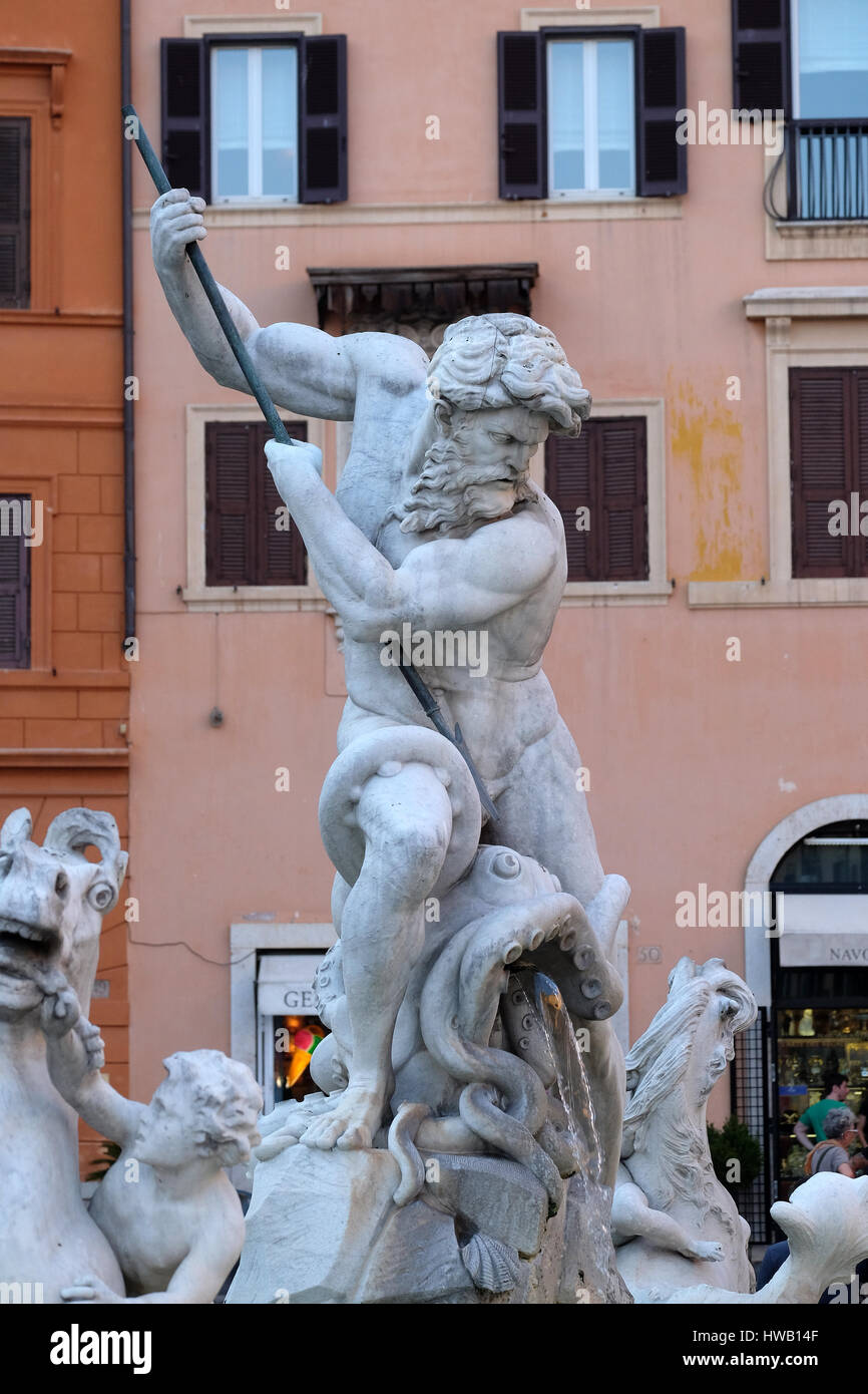 Piazza Navona, Nettuno lotta con una piovra statua nella Fontana di Nettuno a Roma (Italia) il 02 settembre 2016. Foto Stock