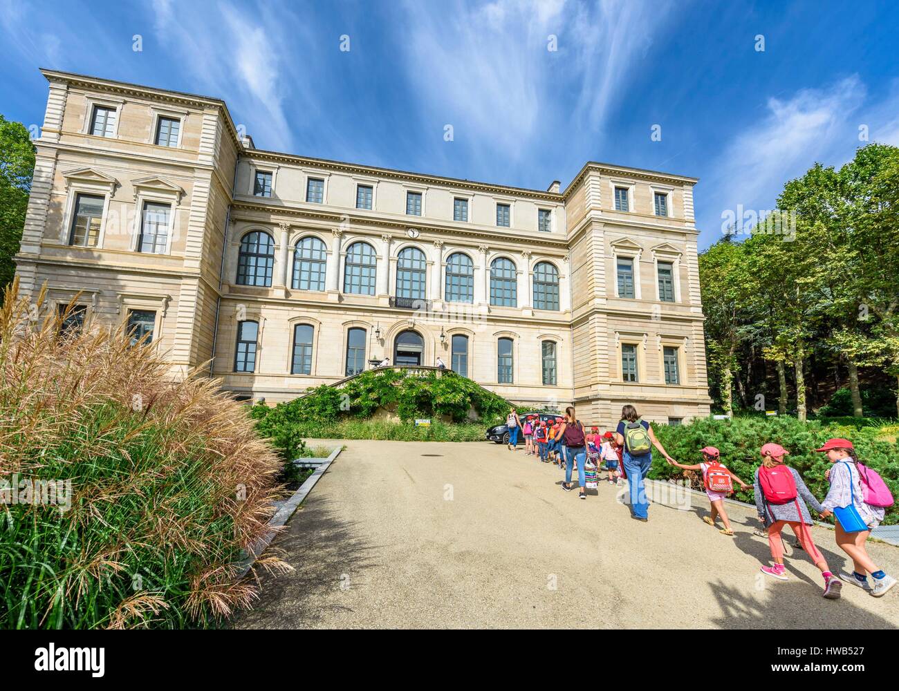 Francia, Loire, Saint Etienne, Place Louis Comte, il Museo di Arte e Industria impostato in un secondo impero edificio è una testimonianza del glorioso passato industriale della città Foto Stock