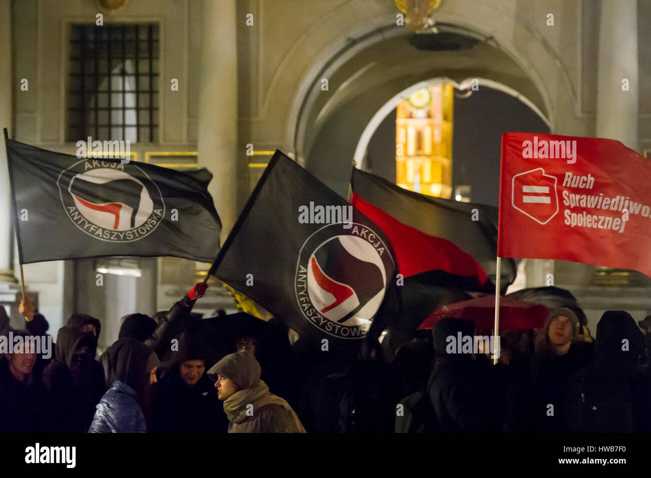 Anti-razzismo dimostrazione il 18 marzo 2017 a Danzica, Polonia . Il 21 marzo sarà la Giornata Internazionale per l Eliminazione della Discriminazione Razziale © Wojciech Strozyk / Alamy Live News Foto Stock