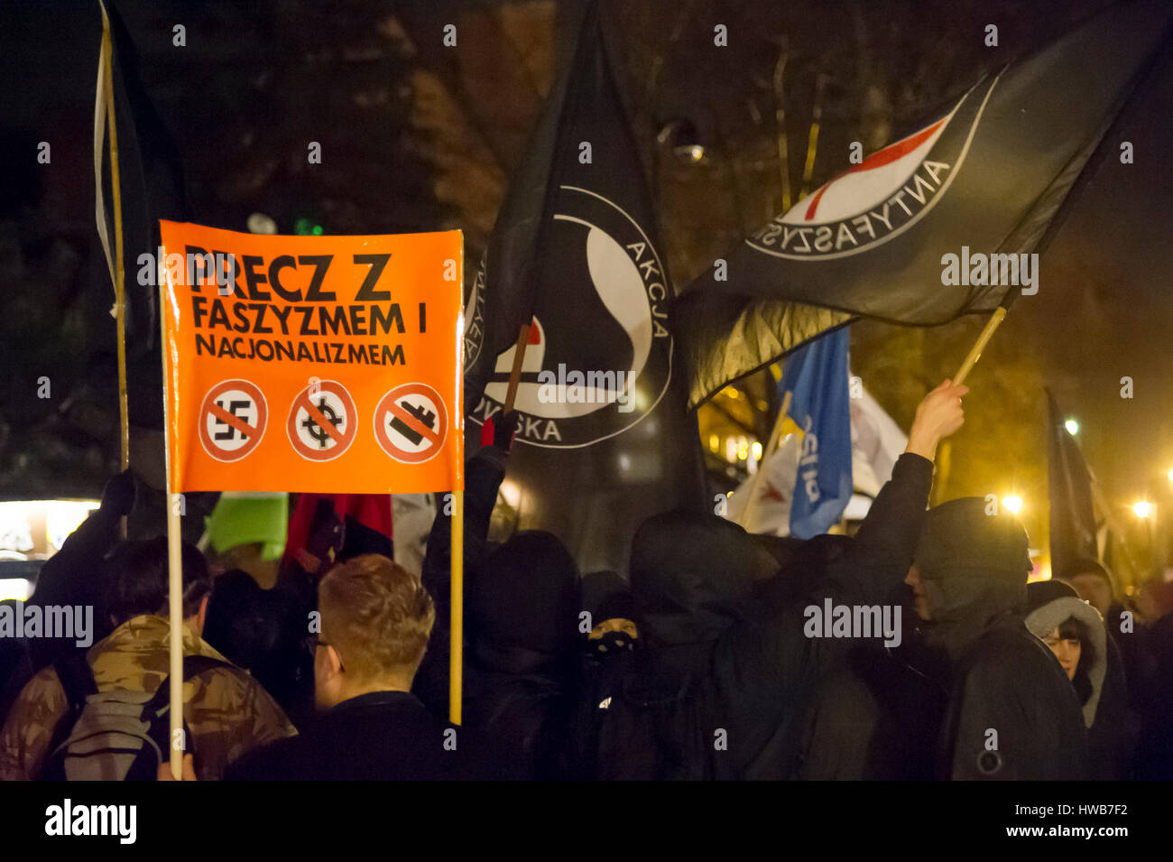 Anti-razzismo dimostrazione il 18 marzo 2017 a Danzica, Polonia . Il 21 marzo sarà la Giornata Internazionale per l Eliminazione della Discriminazione Razziale © Wojciech Strozyk / Alamy Live News Foto Stock