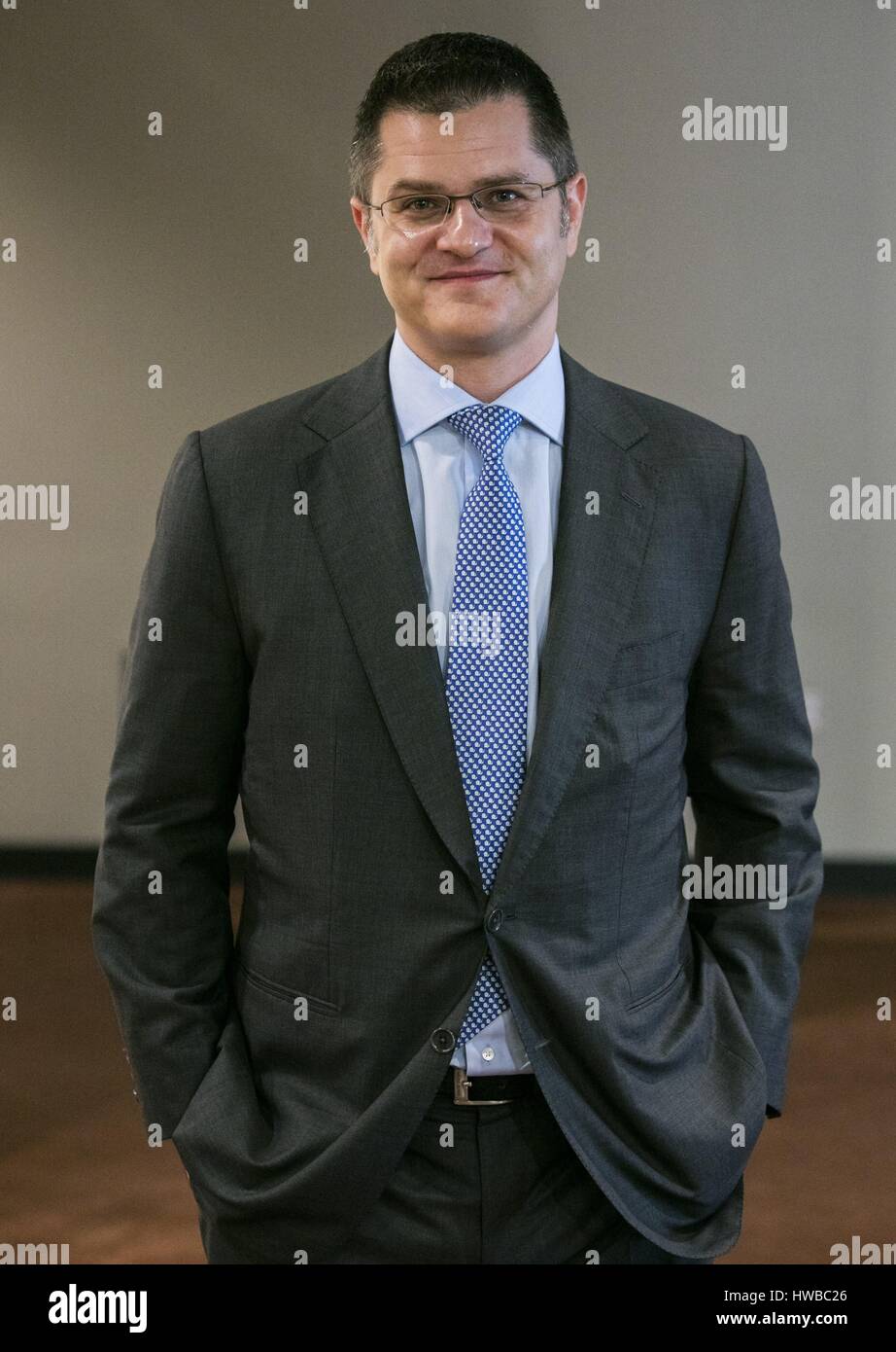 Nazioni Unite, New York, Stati Uniti d'America, 28 Luglio 2016 - Vuk Jeremic, ex ministro degli Affari esteri della Repubblica di Serbia e l ex Presidente dell Assemblea Generale delle Nazioni Unite, parla con i giornalisti per quanto riguarda la sua candidatura per il Segretario Generale dell ONU Posizione di oggi presso la sede delle Nazioni Unite a New York. Foto: Luiz Rampelotto/EuropaNewswire | Utilizzo di tutto il mondo Foto Stock