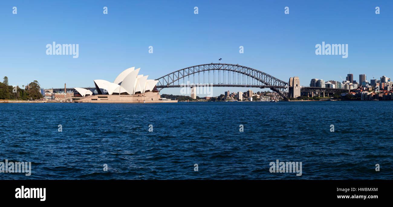 Sydney Opera House e il Sydney Harbour Bridge, Sydney, Australia Foto Stock