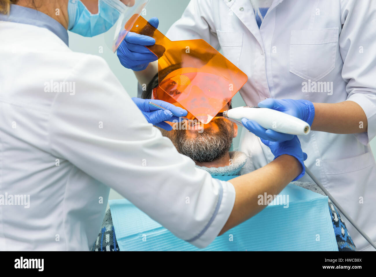 Dental medici al lavoro. Foto Stock