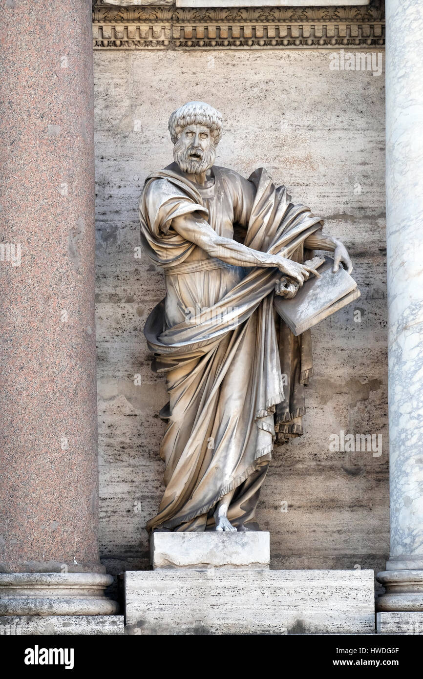 San Pietro Apostolo, porta del popolo di Roma (Italia) il 03 settembre 2016. Foto Stock