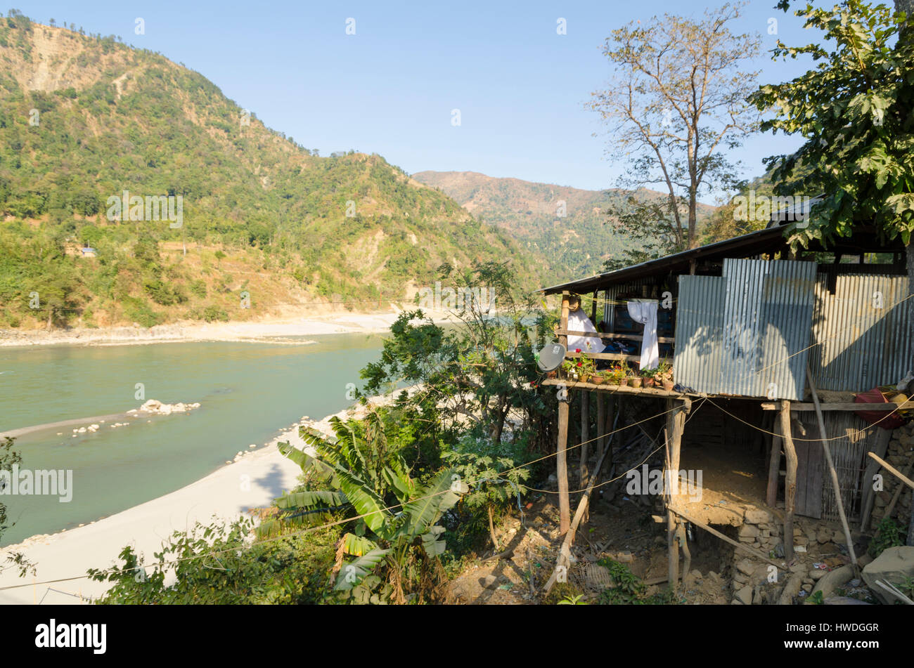 Baraha Chhetra area del tempio con saptakoshi fiume Sunsari in Nepal Foto Stock