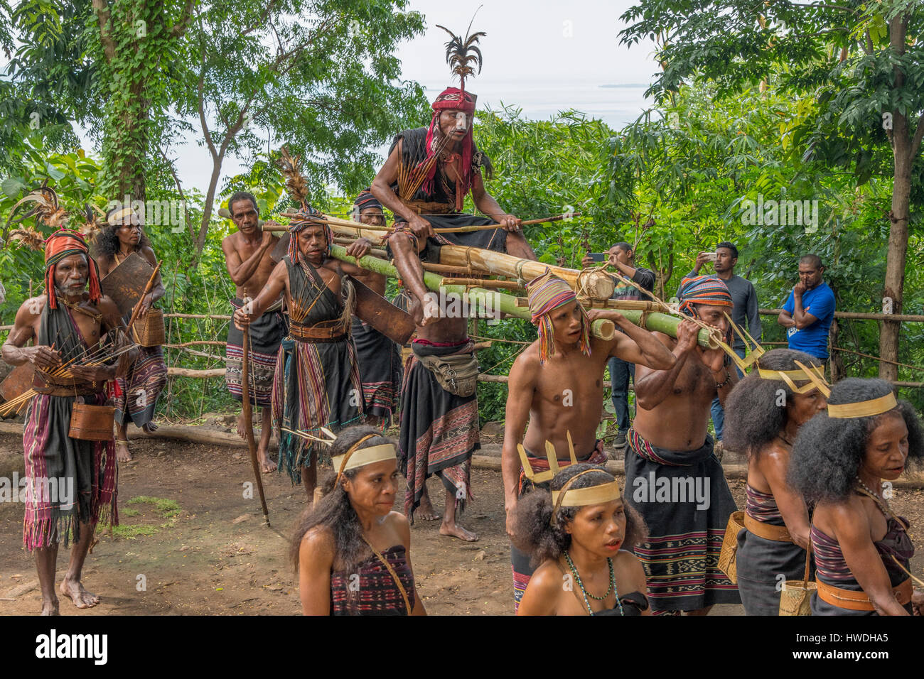 Struttura Abui cerimonia, vicino Kalabahi, Pulau Alor, Indonesia Foto Stock