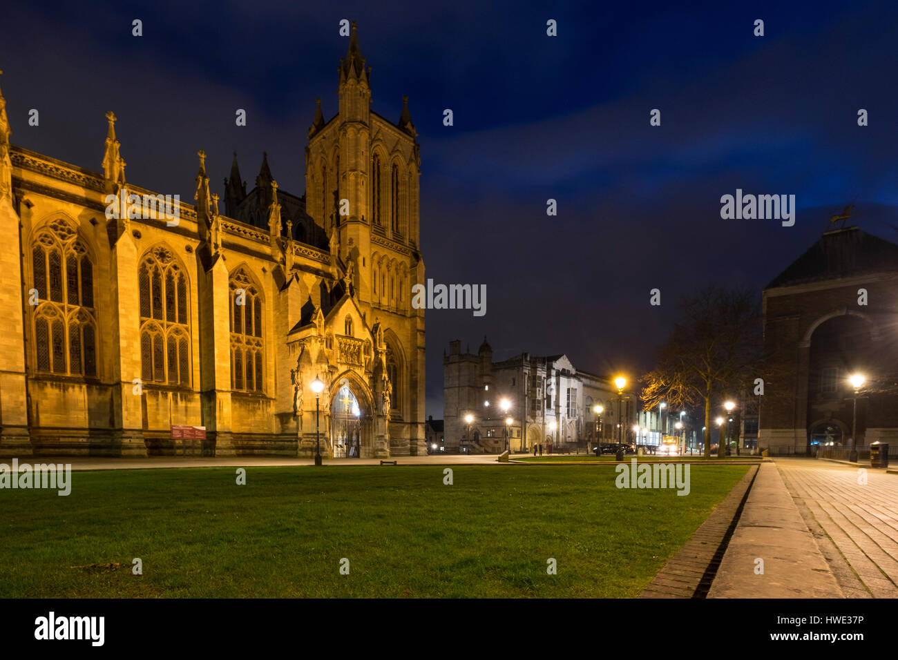 Cattedrale di Bristol durante la notte Foto Stock