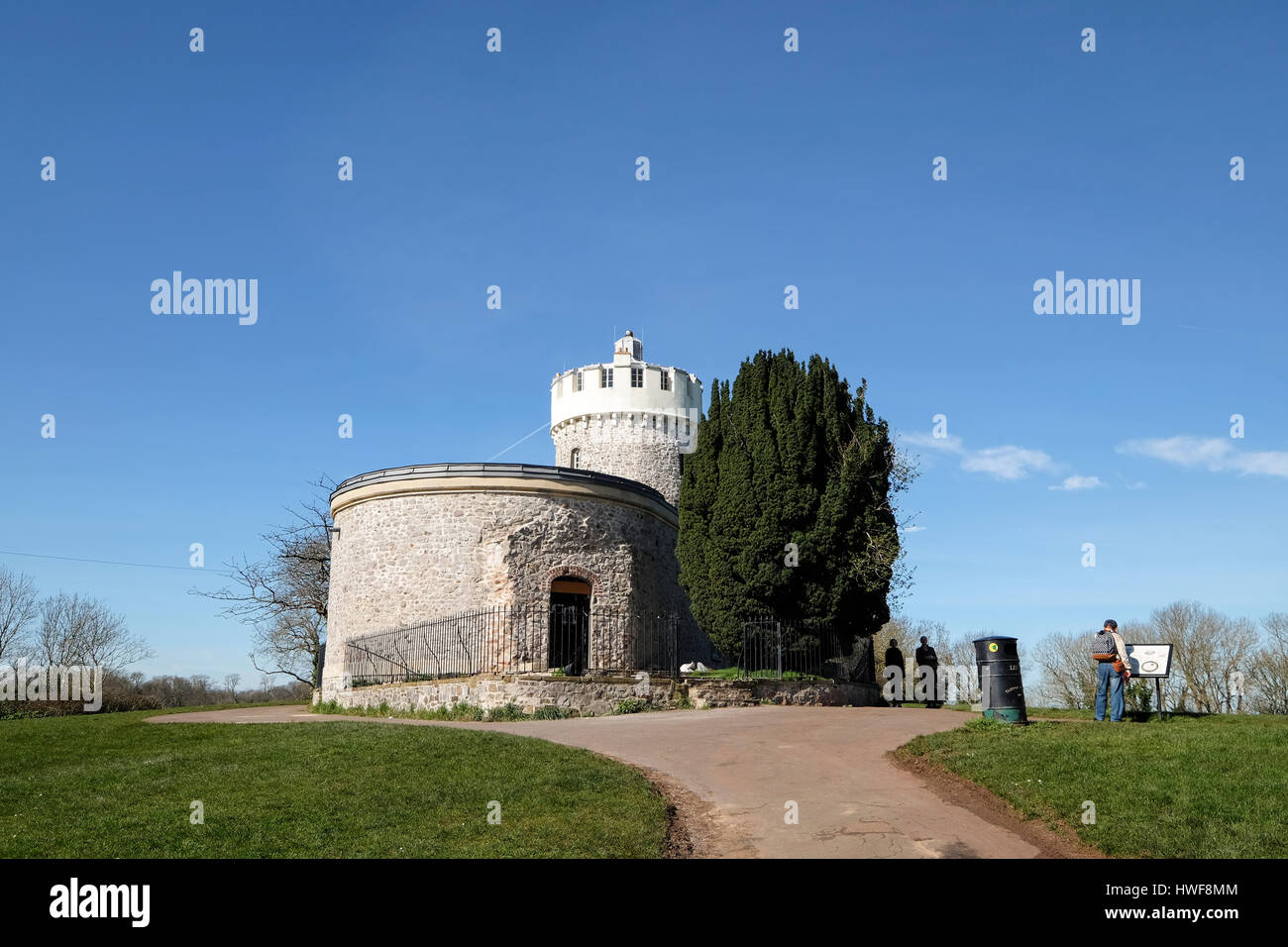 L'Osservatorio edificio che domina il Clifton Bridge in Bristol Foto Stock