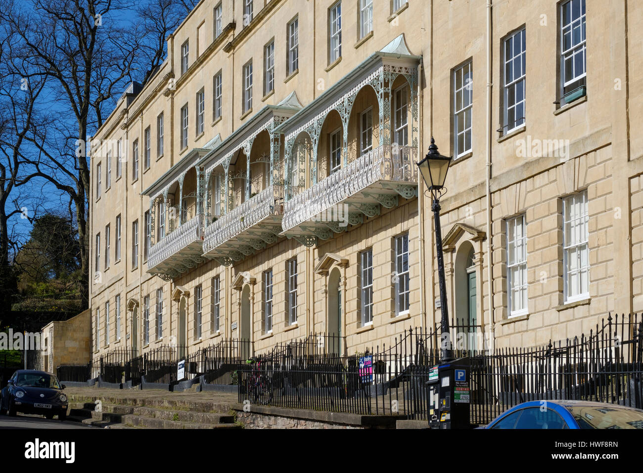 Villette a schiera con balconi in Bristol Foto Stock