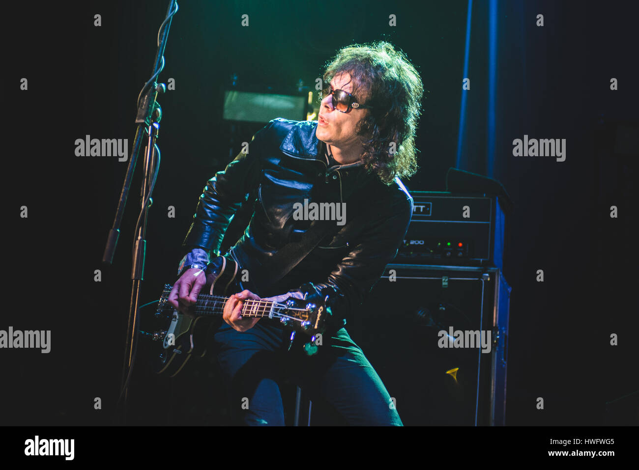 Venaria, Italia. 20 Mar, 2017. Marzo 20, 2017: Afterhours esibizioni dal vivo sul palco del Teatro della Concordia a Venaria per loro 'Folfiri o Folfox club tour' 2017 Foto: Cronos/Alessandro Bosio Credito: Cronos Foto/Alamy Live News Foto Stock
