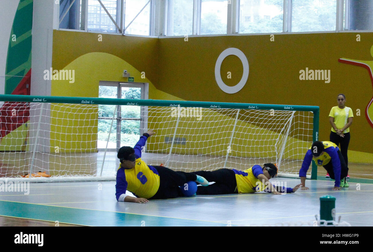 SÃO PAULO, SP - 21.03.2017: JOGOS PANAMERICANOS PARALÍMPICOS SP 2017 - Partenza maschio Goalball tra Brasile x Argentina, con vittoria selezione del Brasile da 10 x 0 per la Pan American giochi terrà nel 2017 Paralimpiadi SP Paralimpici di Training Center a São Paulo, SP. (Foto: Eliane Neves/Fotoarena) Foto Stock