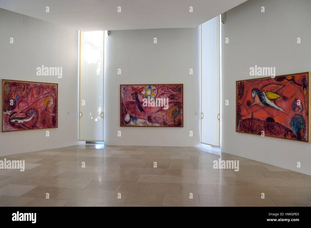 Francia, Alpes Maritimes, Nizza, Musee National Marc Chagall dall architetto Andre Hermant e creato su iniziativa di Andre Malraux, sala delle cinque tele del Cantico dei Cantici Foto Stock