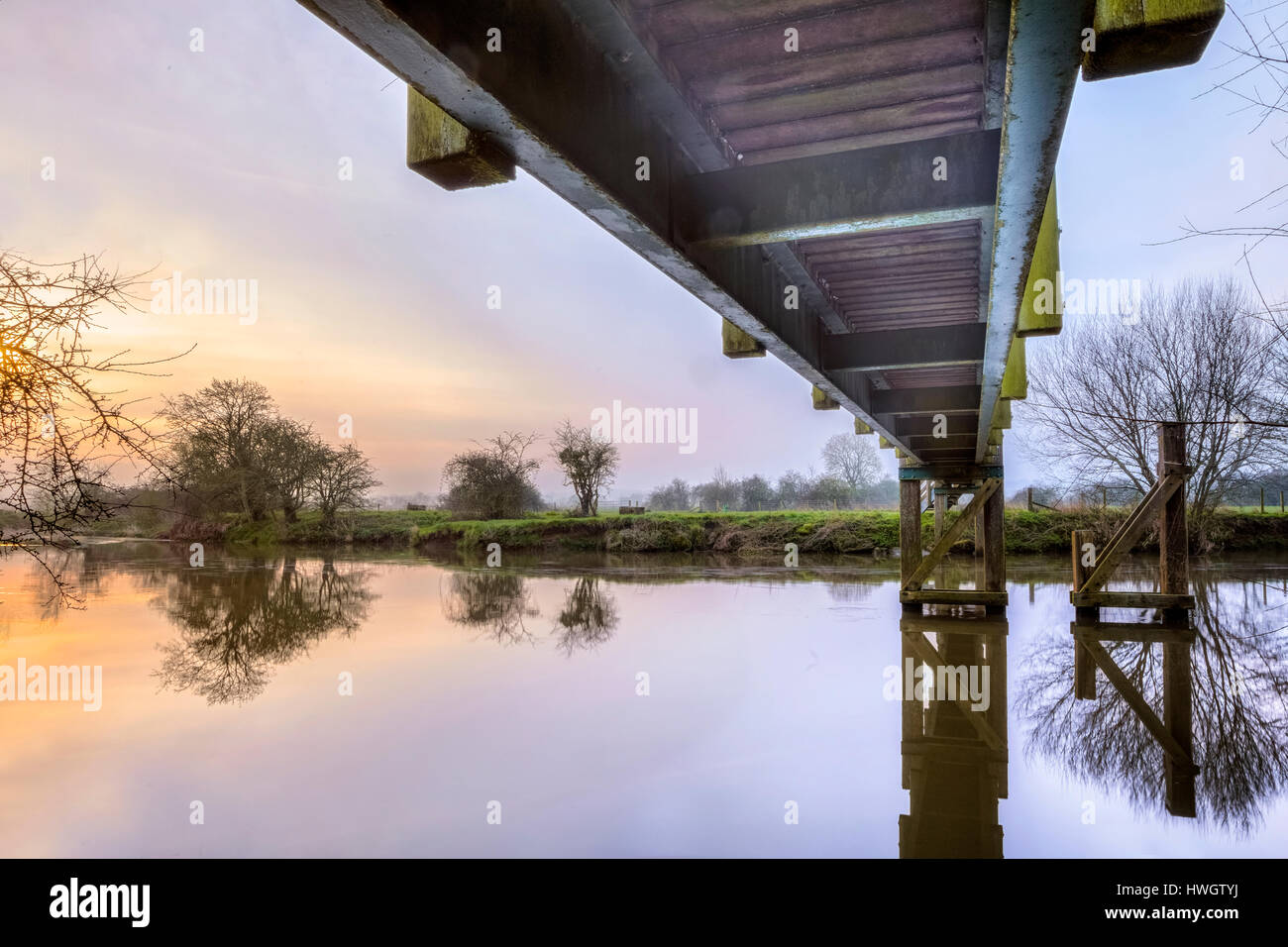 Eyebridge, Fiume Stour, Wimborne Minster, Dorset, England, Regno Unito Foto Stock
