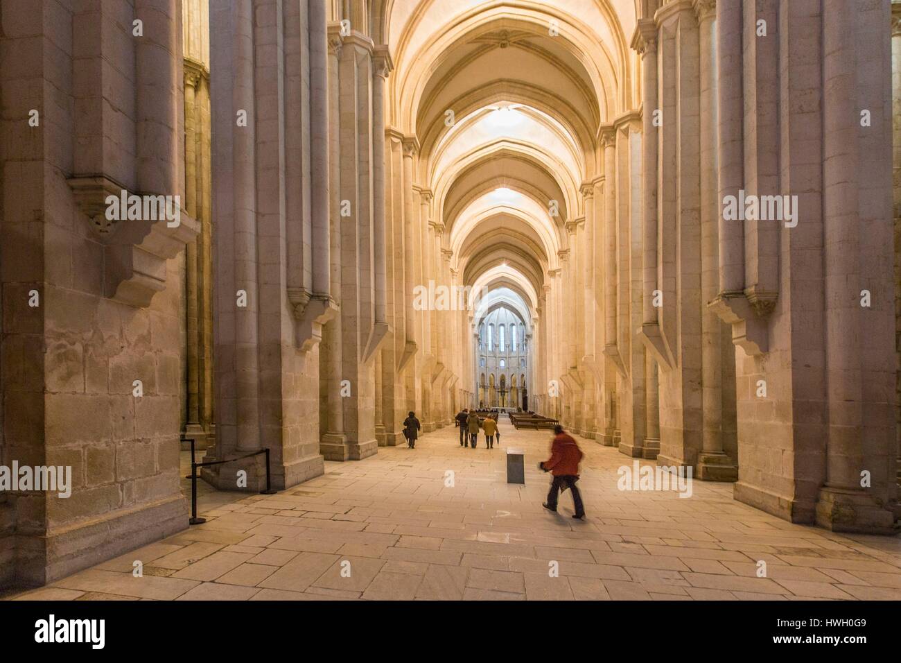 Il Portogallo, l'Estremadura provincia, il monastero di Santa Maria de Alcobaça, fondata nel XII secolo, è un capolavoro del gotico cistercense arte ed è considerato una delle sette meraviglie del Portogallo classificati come patrimonio mondiale dell'UNESCO. UNESCO Foto Stock