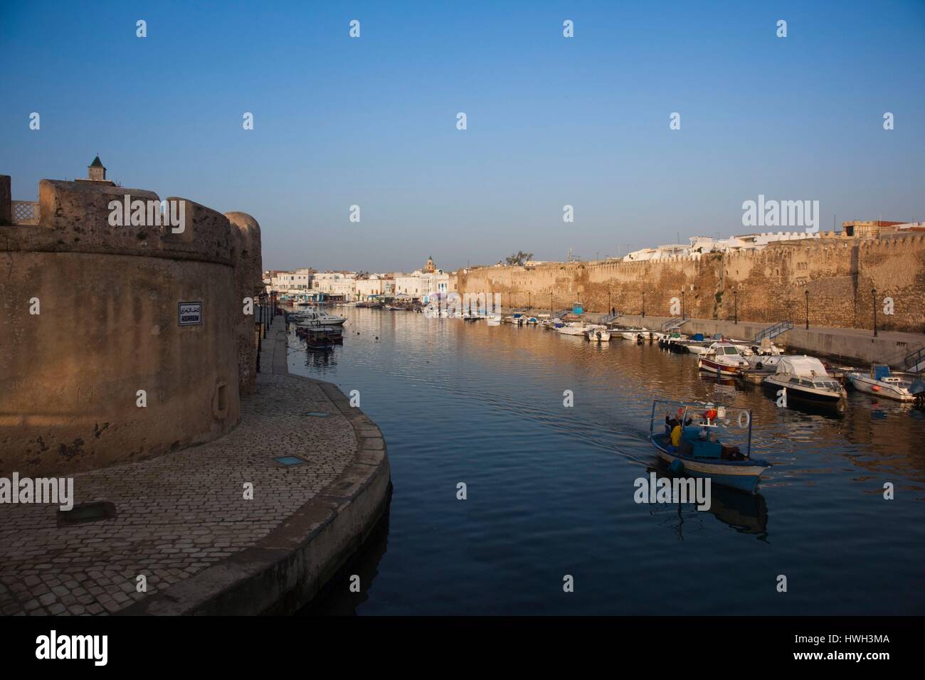 La Tunisia, nord della Tunisia, Bizerta, Porto Vecchio, Ksibah Fort e Kasbah Fort Foto Stock
