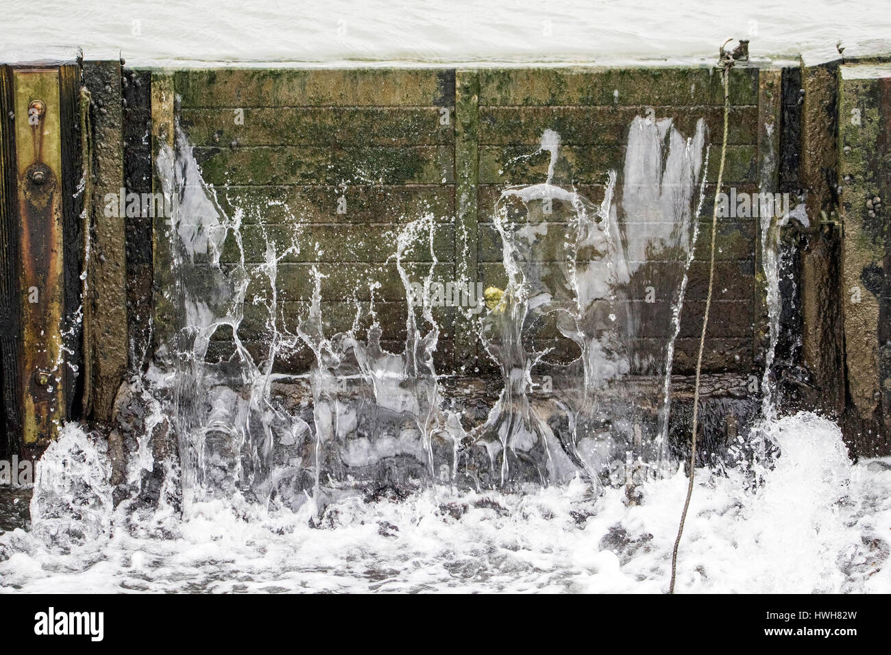 "Cascata artificiale in sluice, Germania; SCHLESWIG-HOLSTEIN; fregio del nord paese; Hallig Hooge; isola; sluice, cascata, artificialmente, ? ? Berla Foto Stock