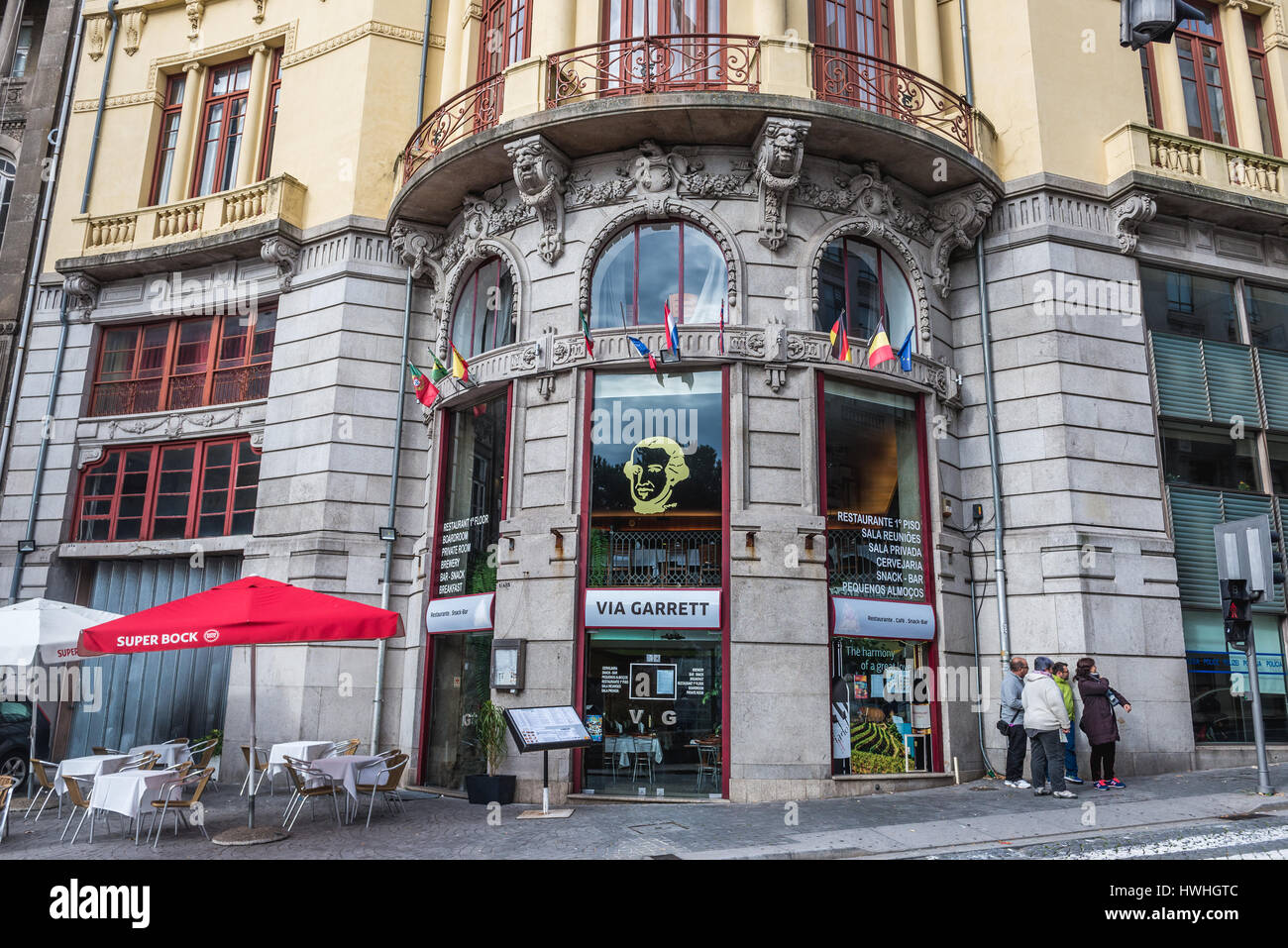 Via Garrett ristorante in Santo Ildefonso distretto della città di Porto sulla Penisola Iberica, la seconda più grande città in Portogallo Foto Stock