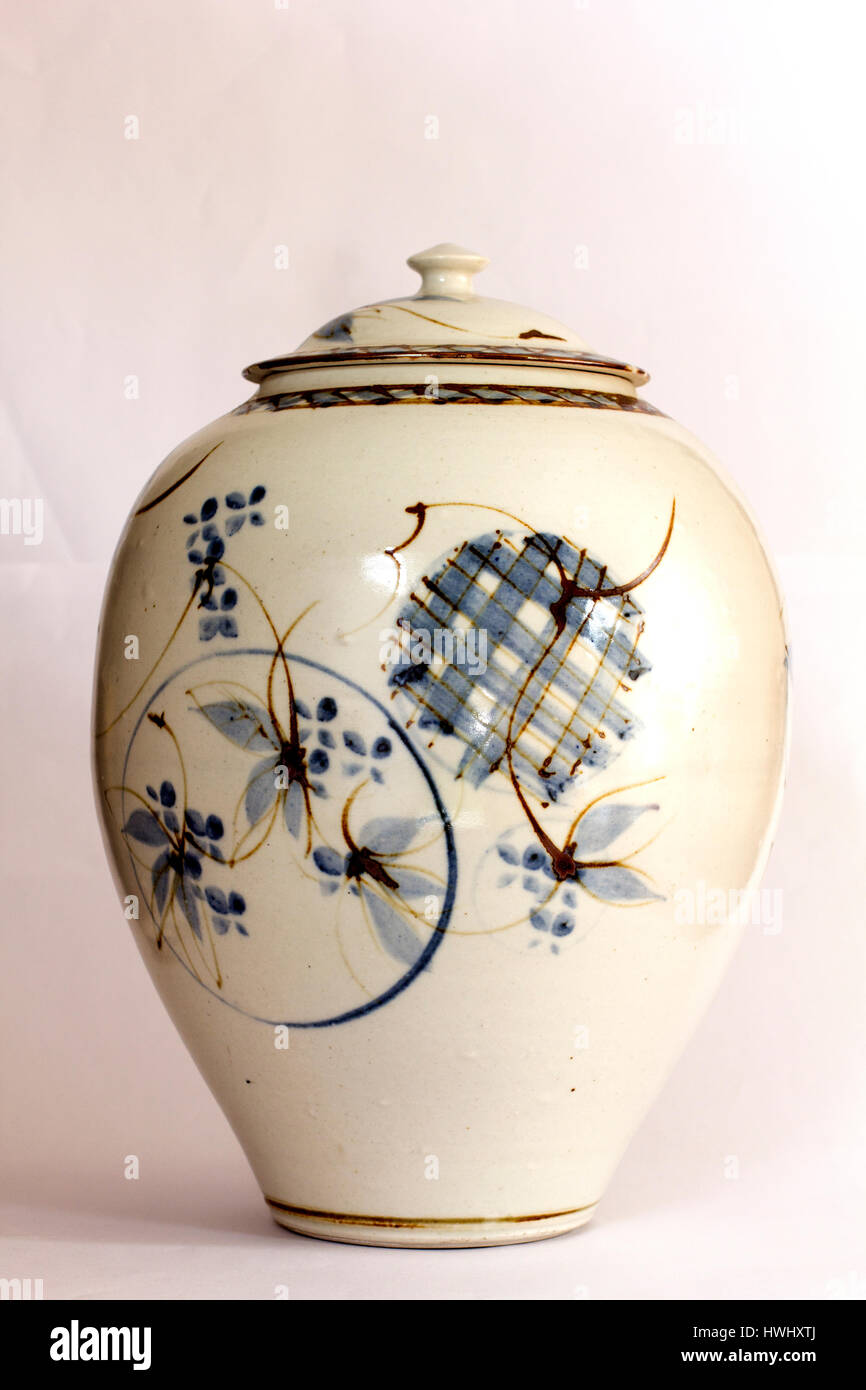 Porcellane decorative pot Foto Stock