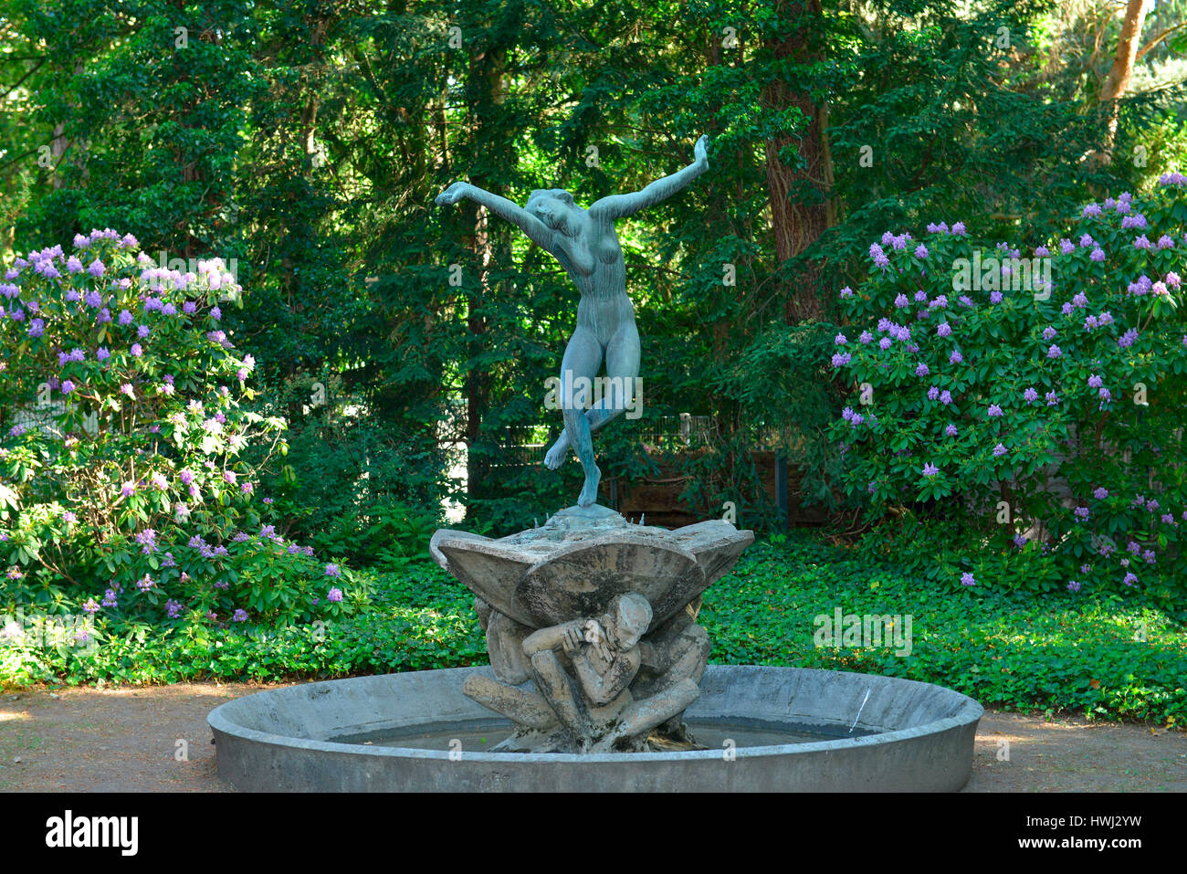 Taenzerinnenbrunnen, Garten, Georg-Kolbe-museo, Sensburger Allee, Westend, Charlottenburg di Berlino, Deutschland, TÃ¤nzerinnenbrunnen Foto Stock