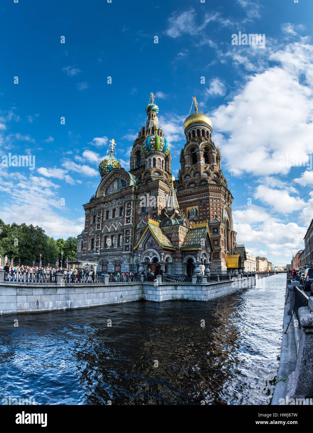 ST. PETERSBURG, Russia - Luglio 16, 2016: la Chiesa del Salvatore sul Sangue versato , Griboedova Canal, San Pietroburgo, Russia. Foto Stock