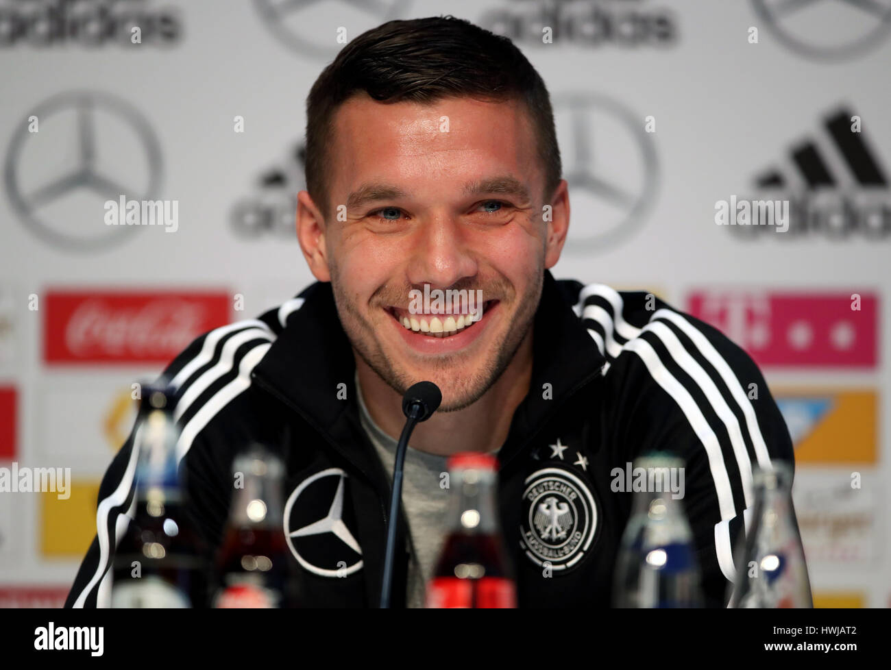 Lukas Podolski in Germania durante una conferenza stampa al DFB Football Museum di Dortmund, Germania. Foto Stock