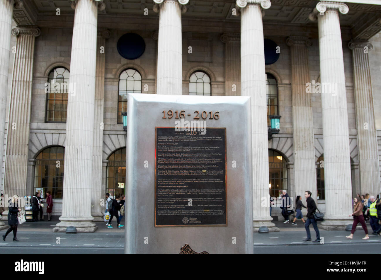 1916 2016 centenario la placca nella parte anteriore del GPO a Dublino Repubblica di Irlanda Foto Stock