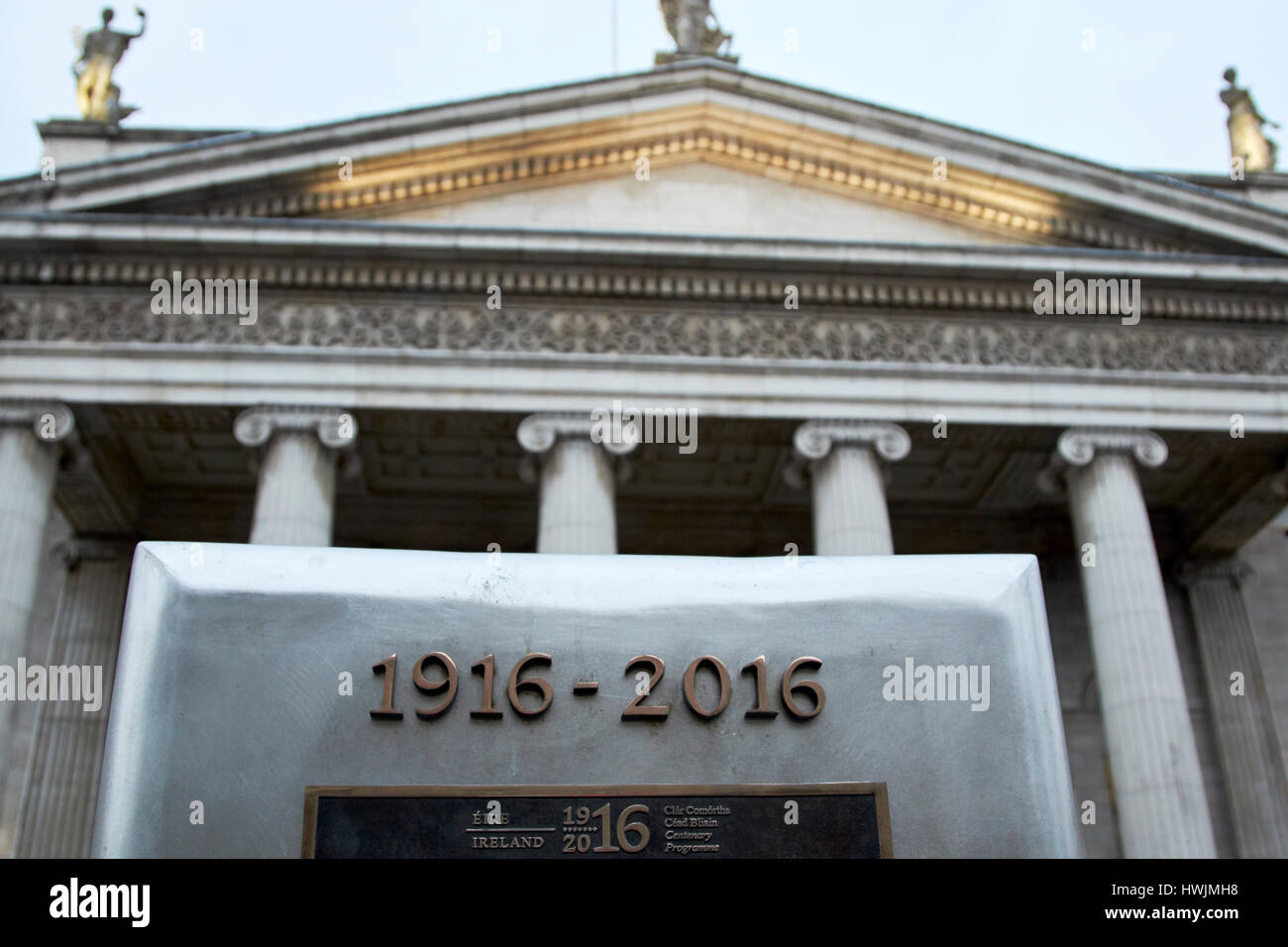 1916 CENTENARIO nella parte anteriore del GPO a Dublino Repubblica di Irlanda Foto Stock